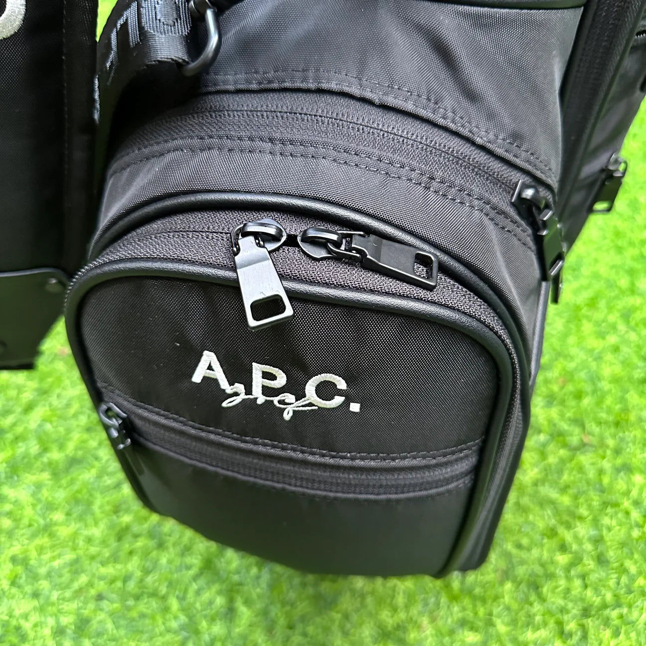 A.P.C. GOLF Ablon キャディバッグ ブラック – ラウンドコード