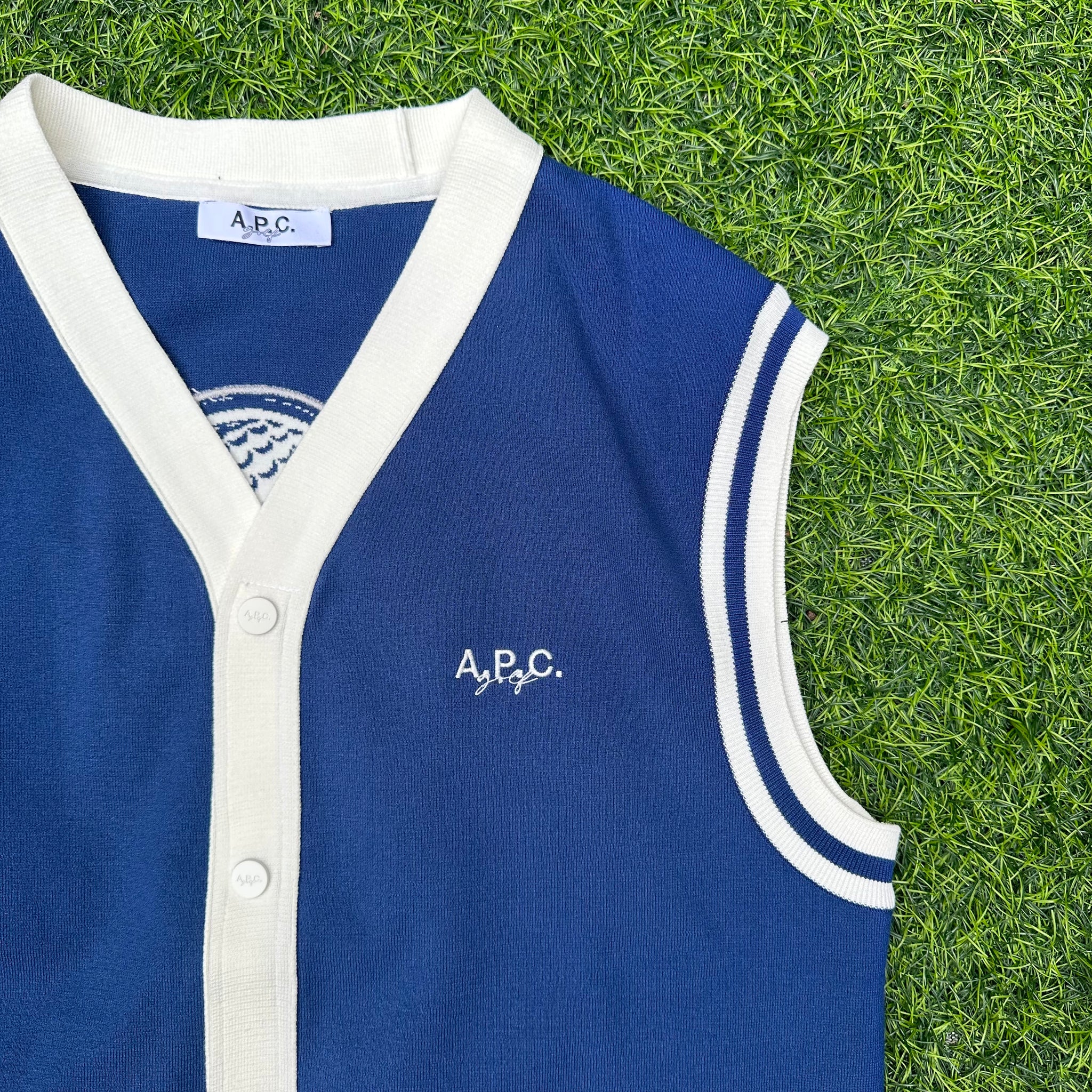 A.P.C. GOLF ニットベスト – ラウンドコード