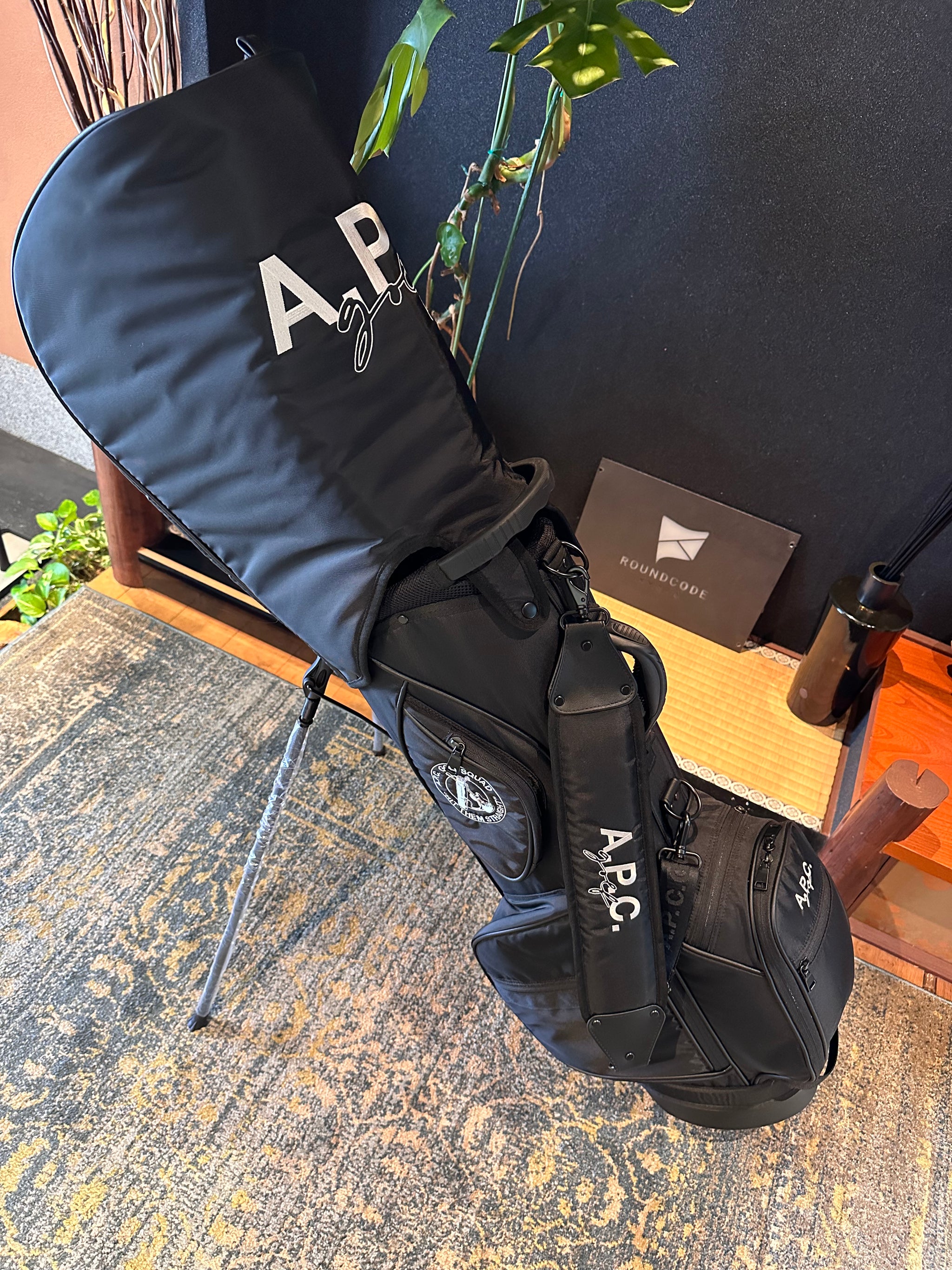 A.P.C. GOLF Ablon キャディバッグ ブラック – ラウンドコード