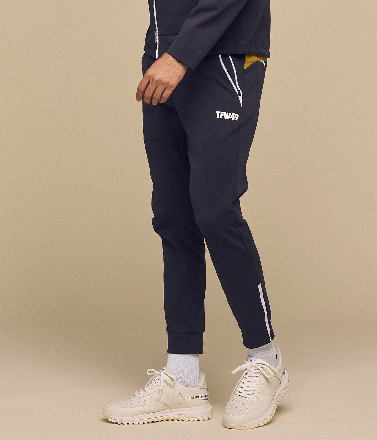 TFW49 MULTI PANTS – ラウンドコード