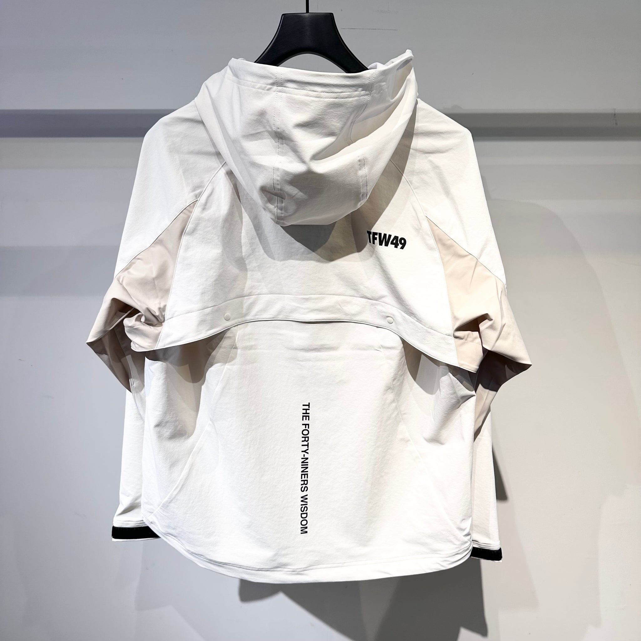 TFW49 DETACHABLE 2WAY JACKET OFFWHITE – ラウンドコード